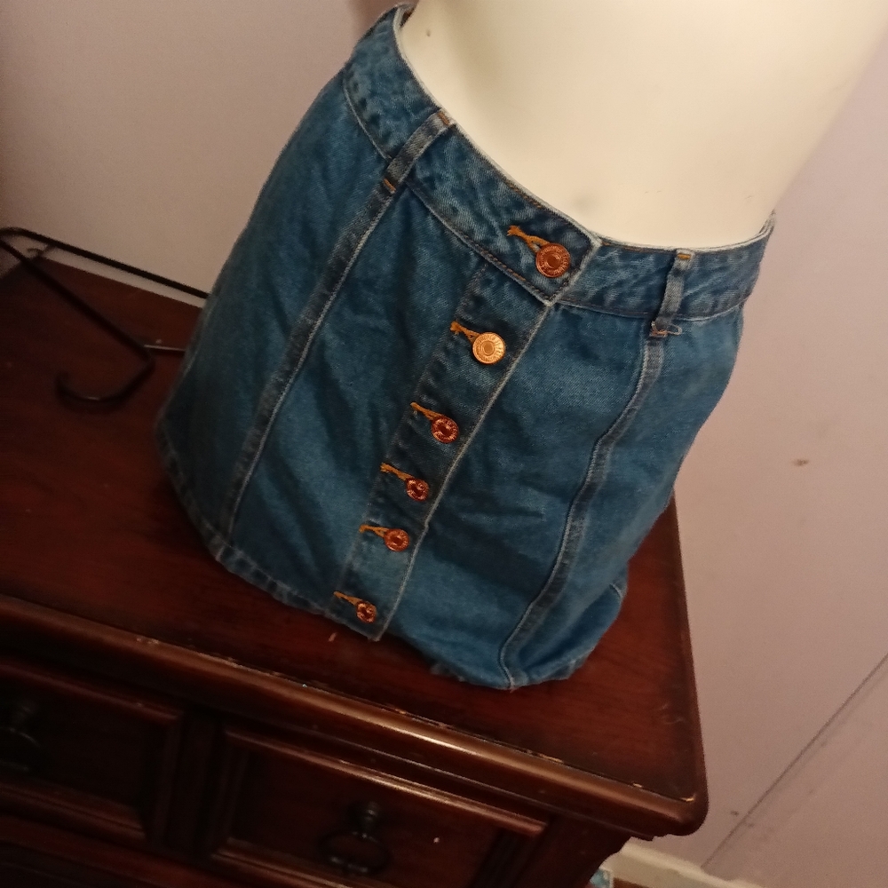 Forever 21 skirt